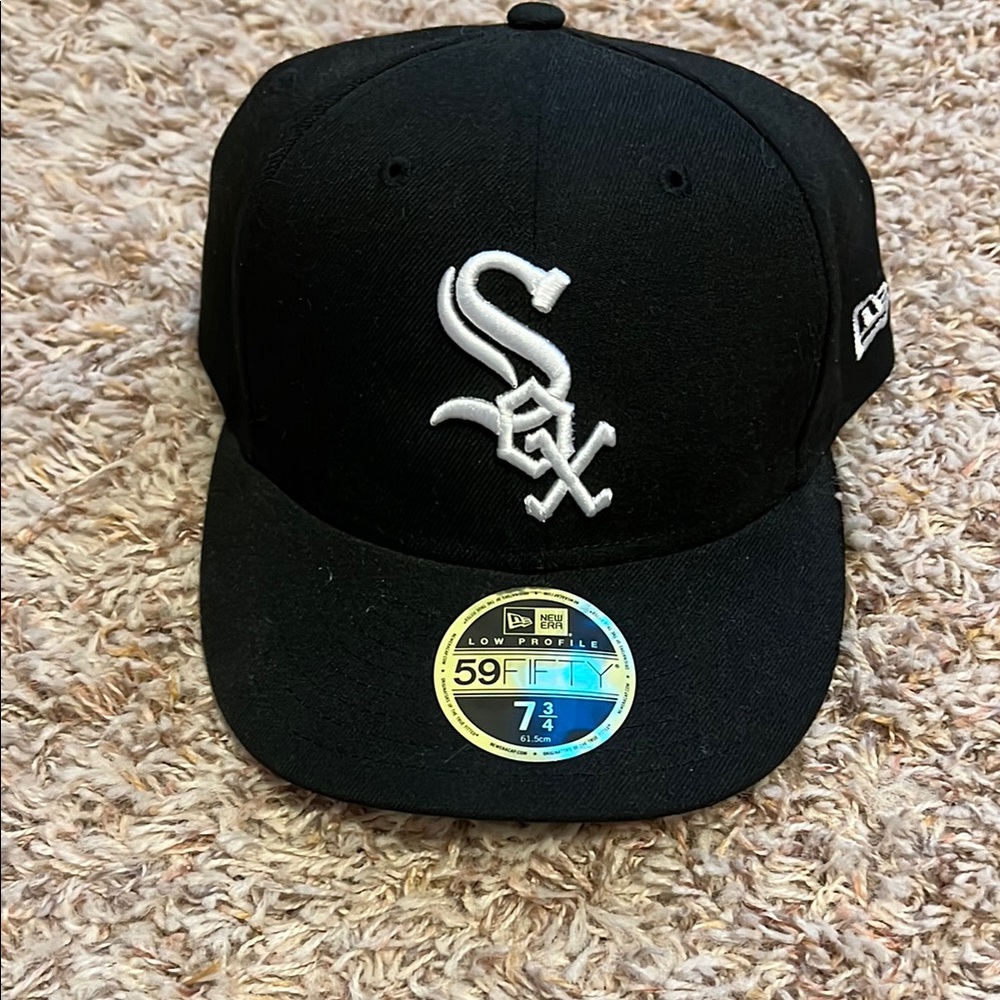 NWT Chicago white sox New Era Black Cap with White Embroidery